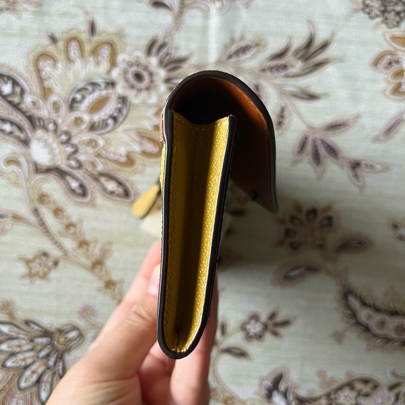 COACH Colorblock Crossgrain Leather Flap Snap Closure Wallet-V5/Flax Multi (NWT) - Picture 8 of 15